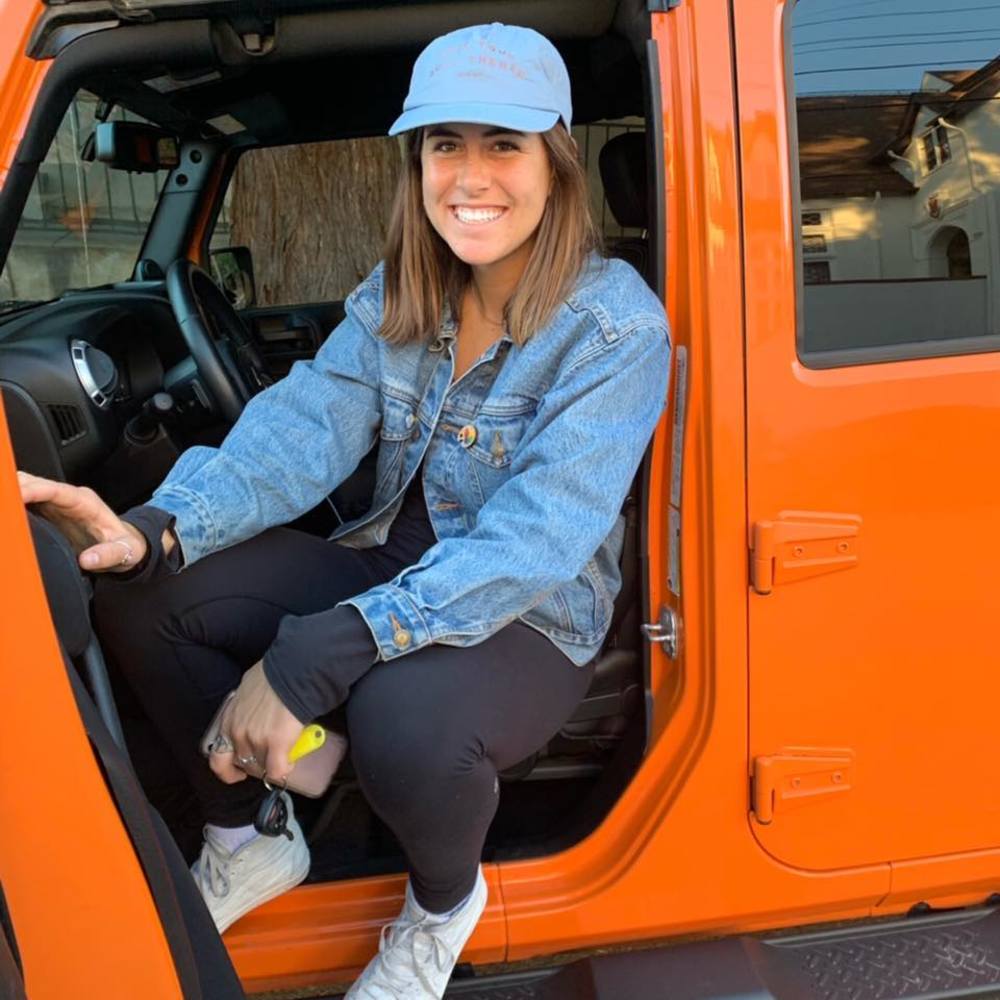 Meet your Posher, Hannah